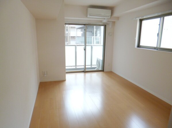 プリムヴェールの物件内観写真